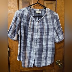 Universal Thread Gray and White Plaid Button Down Shirt
